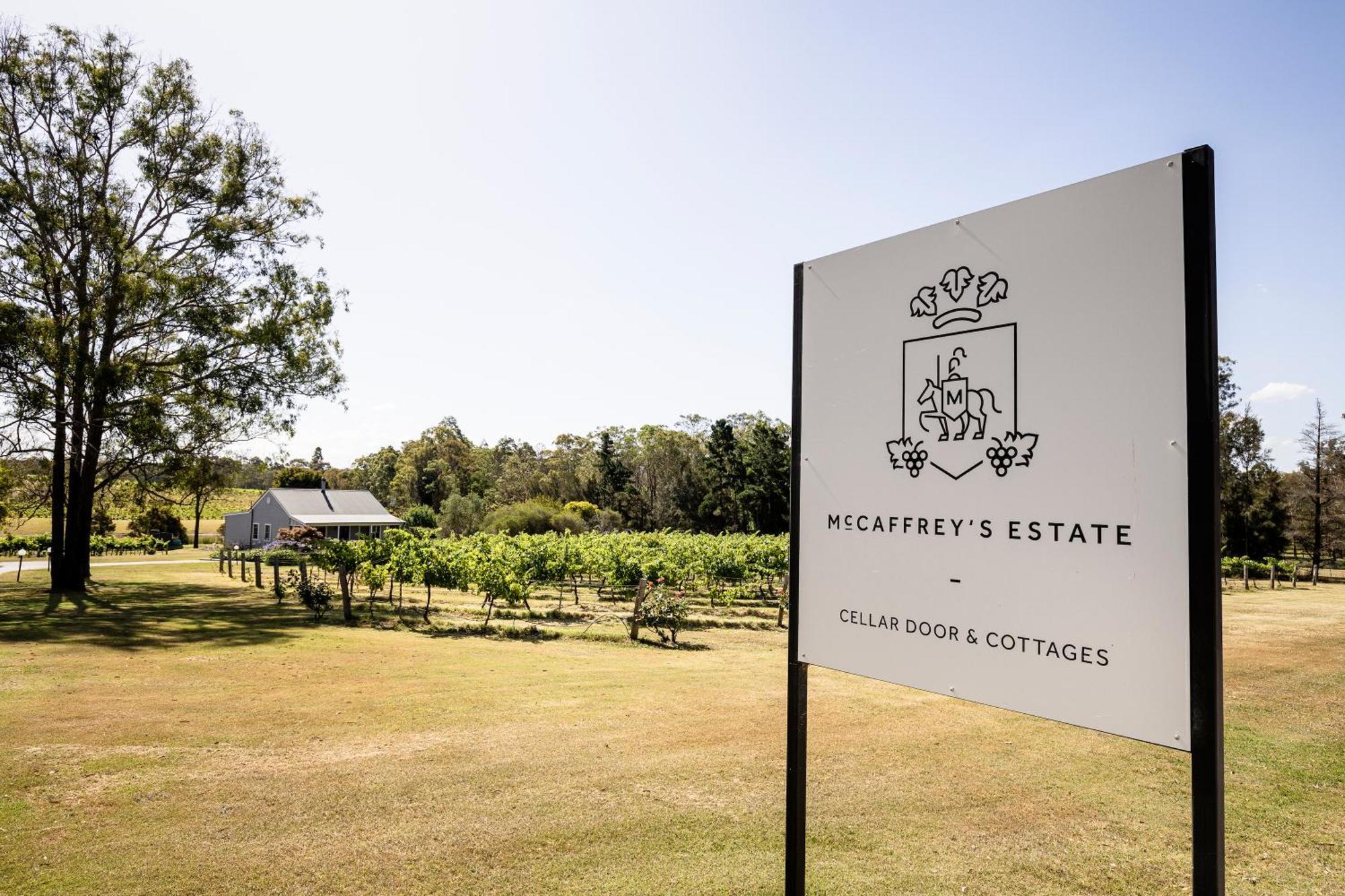 Mccaffrey'S Estate Hotel Pokolbin Exterior photo